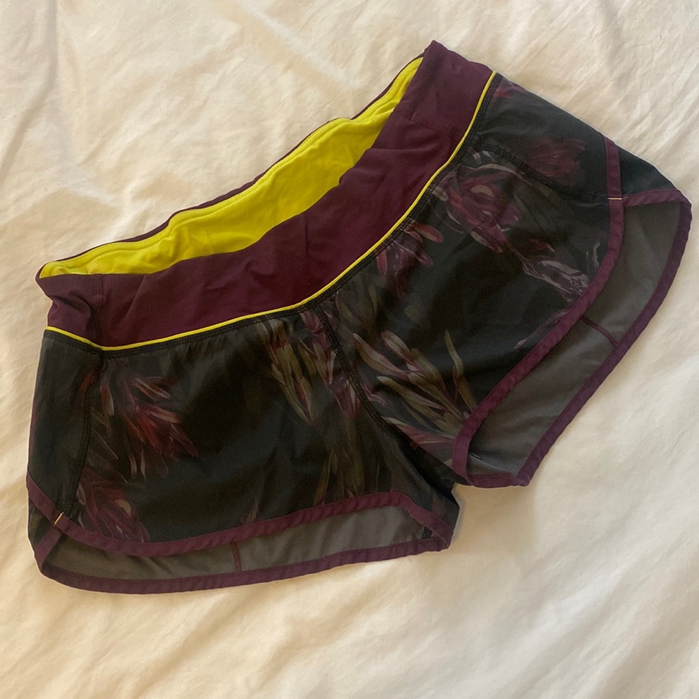 Lululemon Shorts size 8